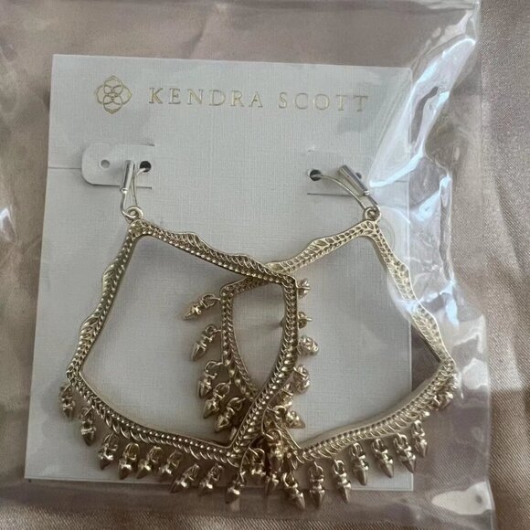Kendra Scott Stud Earrings - Picture 6 of 7